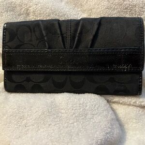 Coach Black Signature Women's Wallet
